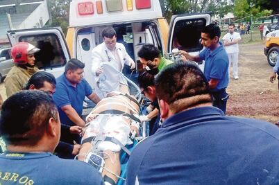 Balean a dos funcionarios de Valle de Chalco