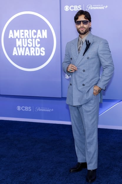 Maluma pareció con este traje de la colección de invierno de Hugo Boss. Foto: EFE.