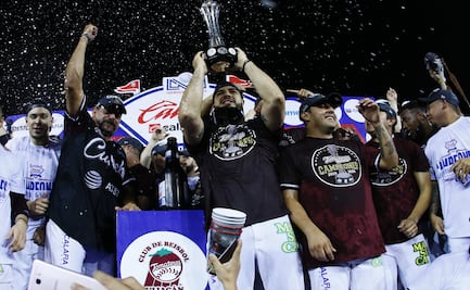Felicita AMLO a los Tomateros por ganar liga de béisbol