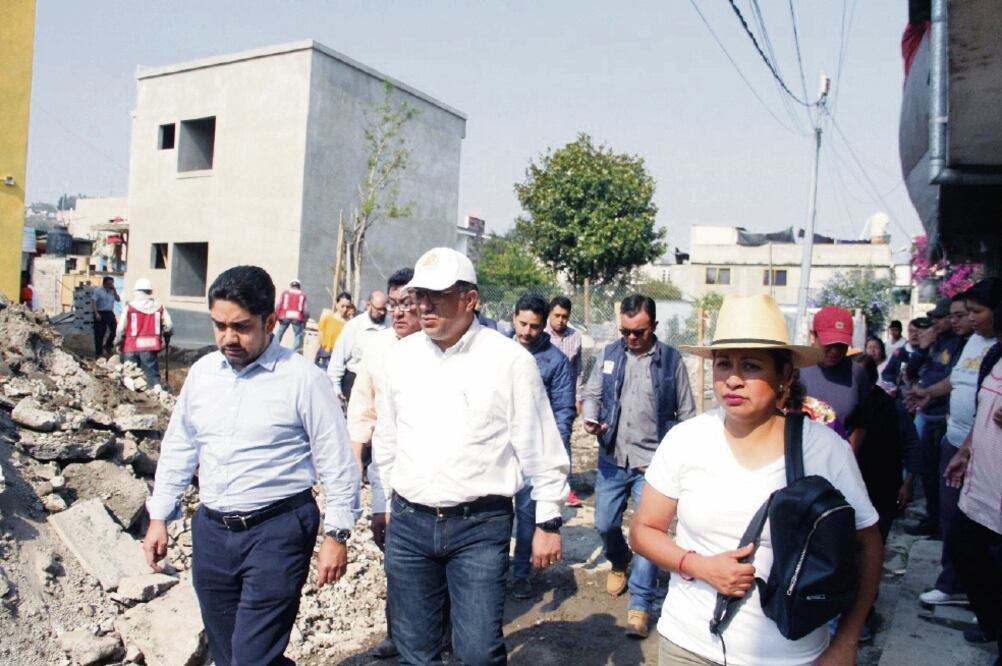 Limpieza. El miércoles la comisión aprobó 130 millones de pesos para el retiro de 656 mil toneladas de cascajo. (ARCHIVO EL UNIVERSAL)