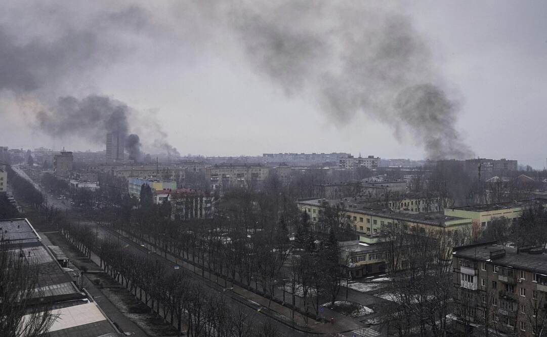 Este nuevo ataque se produce después del que ayer afectó a un hospital infantil en la ciudad en el que, según el ayuntamiento, murieron 3 personas, dos de ellas menores. Foto: AP