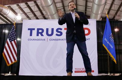 Cruz acusa a Trump de tener lazos con la mafia