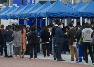 Muertes por Covid siguen bajando pese al "tsunami ómicron": OMS