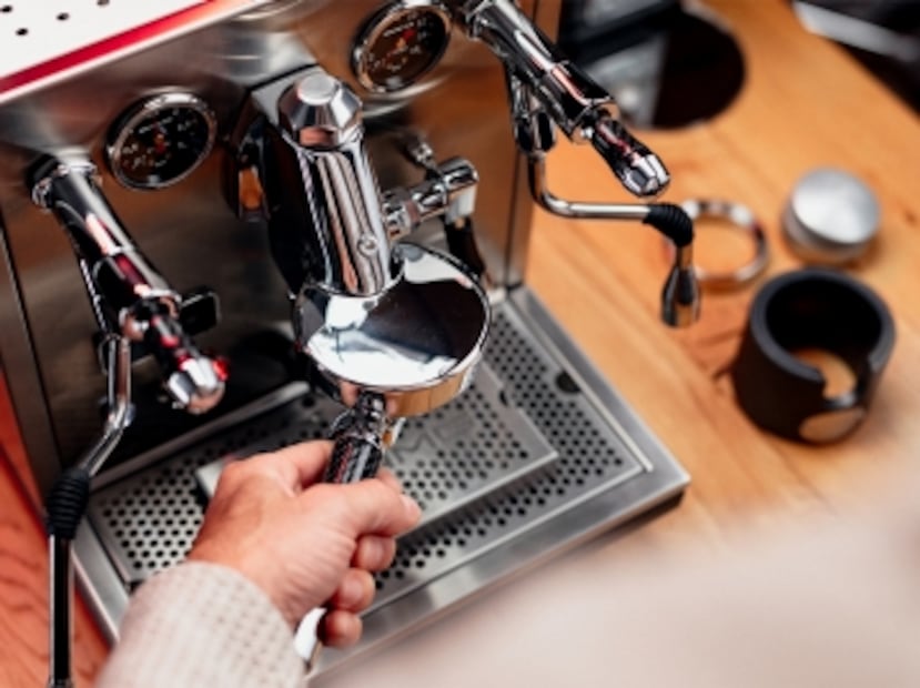 LA MÁQUINA DE ESPRESSO DE EDICIÓN ESPECIAL AMG X ECM