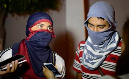 Protestan normalistas fuera de PF en Chilpancingo