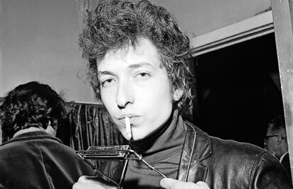 Bob Dylan fue acusado por abusar de una menor de 12 años y luego, retiran demanda 