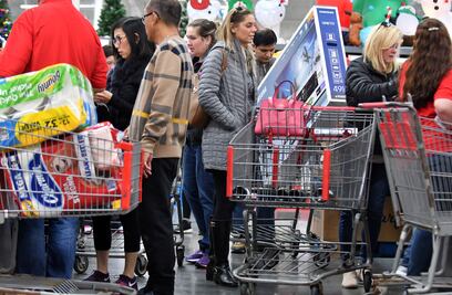 Arranca el "Black Friday", una tradición que cambia por el internet 