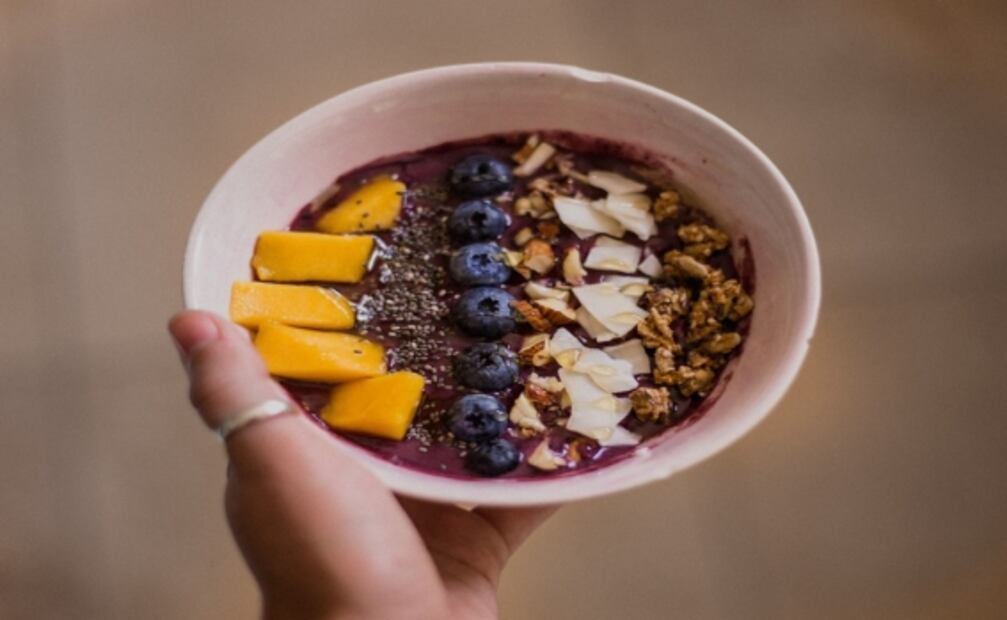 Prepara Açaí Bowls, el mejor desayuno saludable 