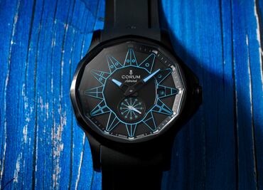 Corum inunda el mar de colores