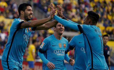 Barcelona supera con agonía 2-1 a Las Palmas y aumenta ventaja