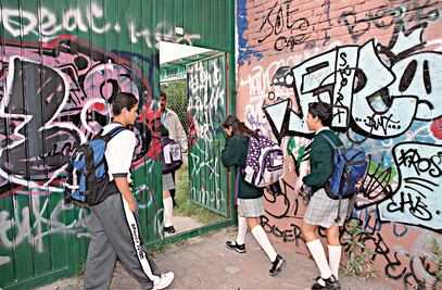 SEP defiende libro con contenido sobre homosexualidad y educación sexual