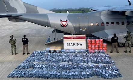 Marina asegura más de 200 armas y casi 15 mil cartuchos útiles durante un cateo en Boca del Río, Veracruz