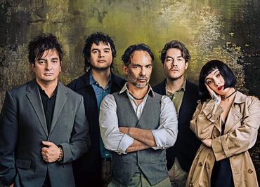 Los Bunkers sacan su lado folclórico y latinoamericano