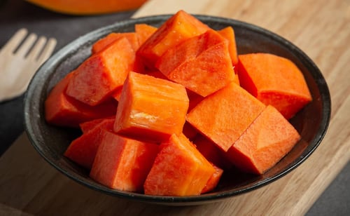 Cómo comer papaya para ayudar a la digestión
