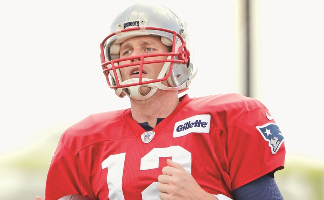 Brady resurgió al pensar en su mamá (BOB LEVEY. AFP)