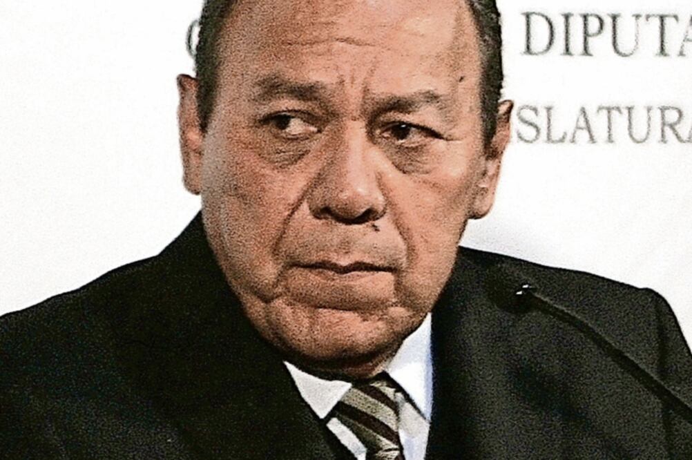 “El Gobierno de la Ciudad [de México], con el gobierno federal, deberá decidir el destino del aeropuerto”, Jesús Zambrano Grijalva, presidente de la Cámara de Diputados FOTO: ARCHIVO EL UNIVERSAL