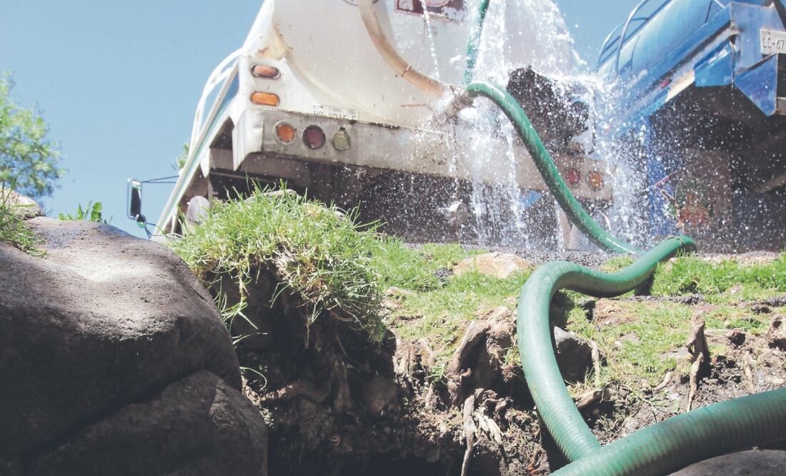 Proponen hasta 6 años de prisión por “huachicoleo de agua” en la CDMX. Imagen ilustrativa. Foto: Francisco Rodríguez / El Universal
