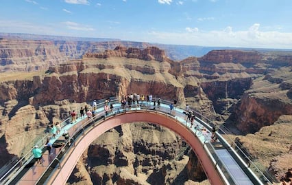 Cuánto cuesta subir al mirador de cristal en el Gran Cañón
