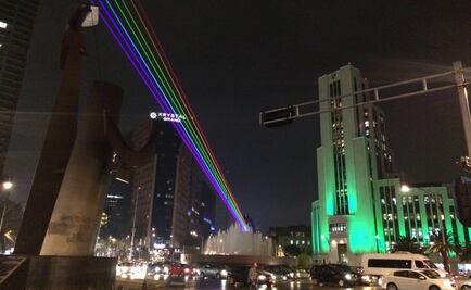 Iluminan con arcoiris la CDMX