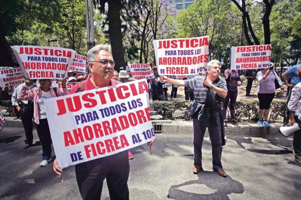 Protesta de ahorradores de Ficrea (ARCHIVO EL UNIVERSAL)