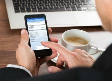 Caen la quincena, el aguinaldo... y las app bancarias; usuarios reportan fallas en servicios de banca móvil