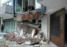 Colapsa balcón en edificio de la colonia Condesa; no se reportan personas lesionadas 