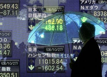 Por qué Japón es el país más endeudado del mundo, pero le siguen prestando dinero