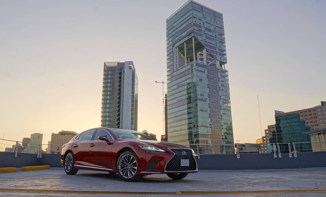 Agradecemos a Estacionamiento Humboldt 45 por el lugar para la sesión de fotos