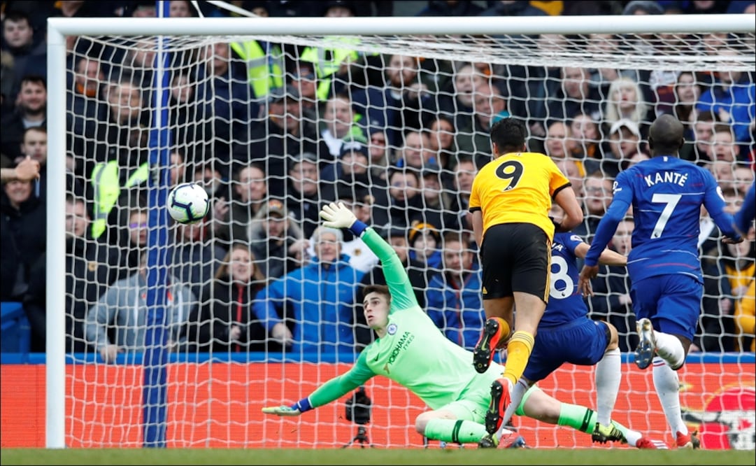 El mexicano anotó el primer gol del partido. Foto: Reuters