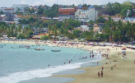 Por aumento de contagios de Covid-19, Puerto Escondido reduce al 50% aforo de playas y hoteles
