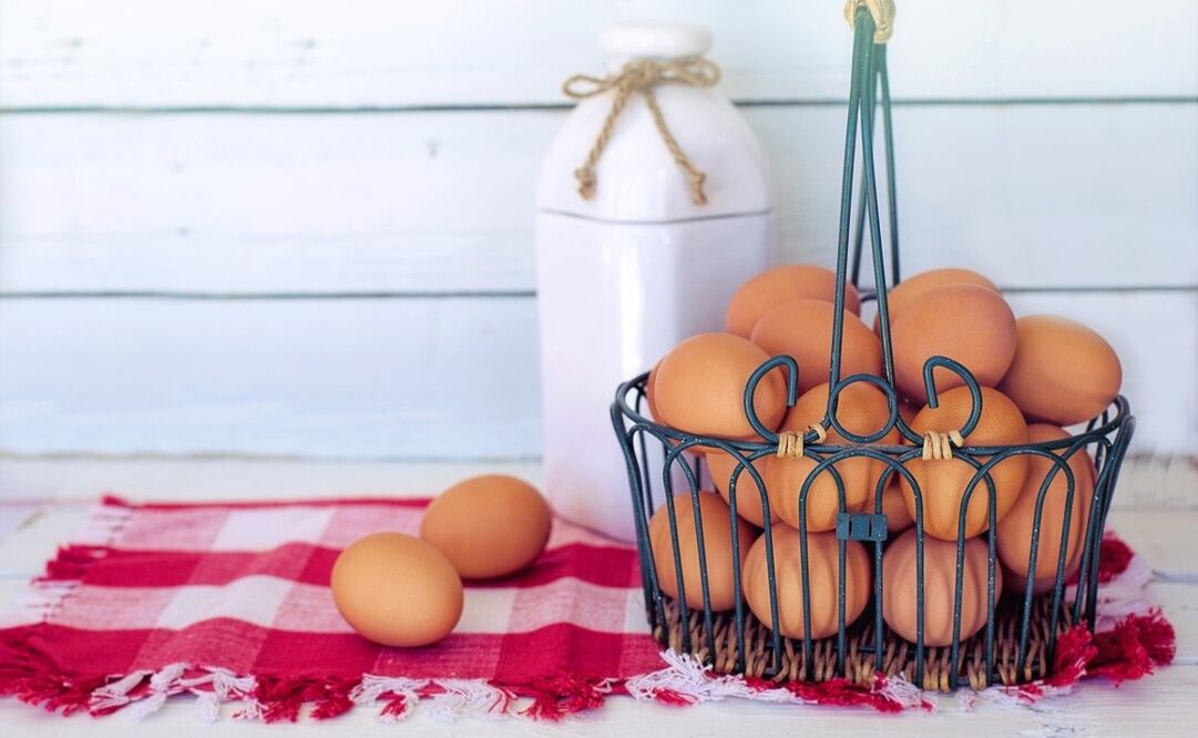 La inflación ha provocado un alza en el precio del huevo, aún así existen opciones económicas. Foto: Pixabay