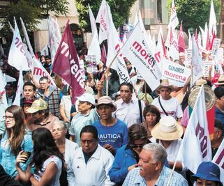 Encuesta de INE ahonda conflicto en Morena