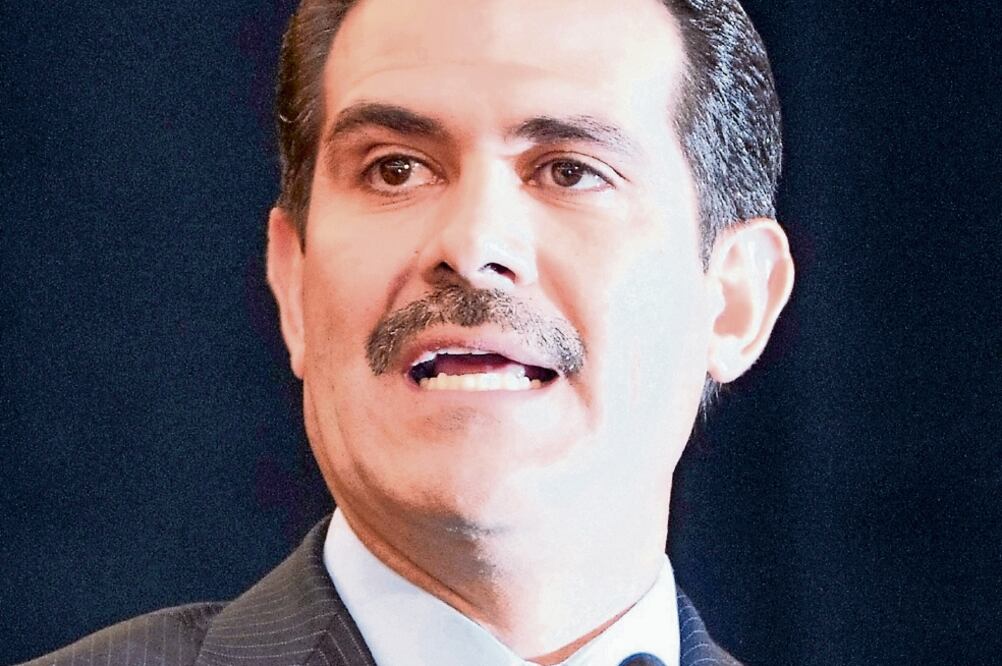 Se ampara hija de Padrés