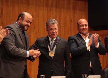 Juan Manuel Santos llama a alejarse del "malsano caudillismo"