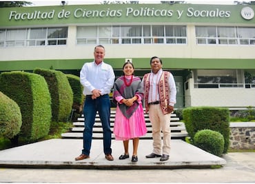 Joven mazahua logra ingresar a la UAEMéx tras recomendación de la CODHEM