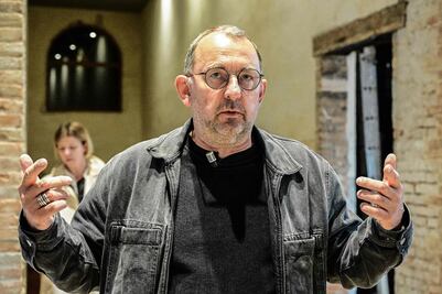 Rusia, empeñada en borrar la cultura ucraniana: dice el pintor Pavlo Makov