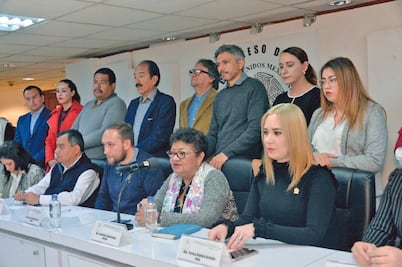 Dan a diputados 25 mil pesos para módulos