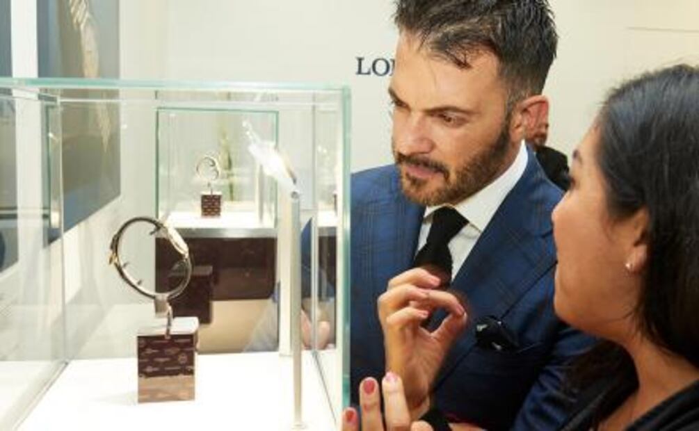 El avión Longines aterriza en México