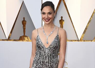 Gal Gadot protagonizará el remake de un clásico de Alfred Hitchcock