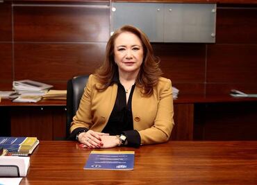 Con línea del tiempo, defensa de Yasmín Esquivel expone que tesis de la ministra es original y no un plagio