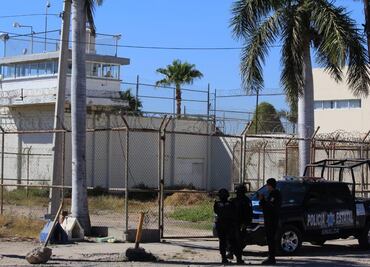 Por disparos, activan botón de alerta en penal de Sinaloa