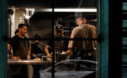 Voraz: el taller mecánico que se transformó en gastrocantina