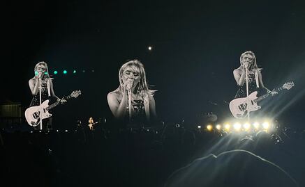 Con todo y cover de Selena, Sabrina Carpenter conquista al público mexicano