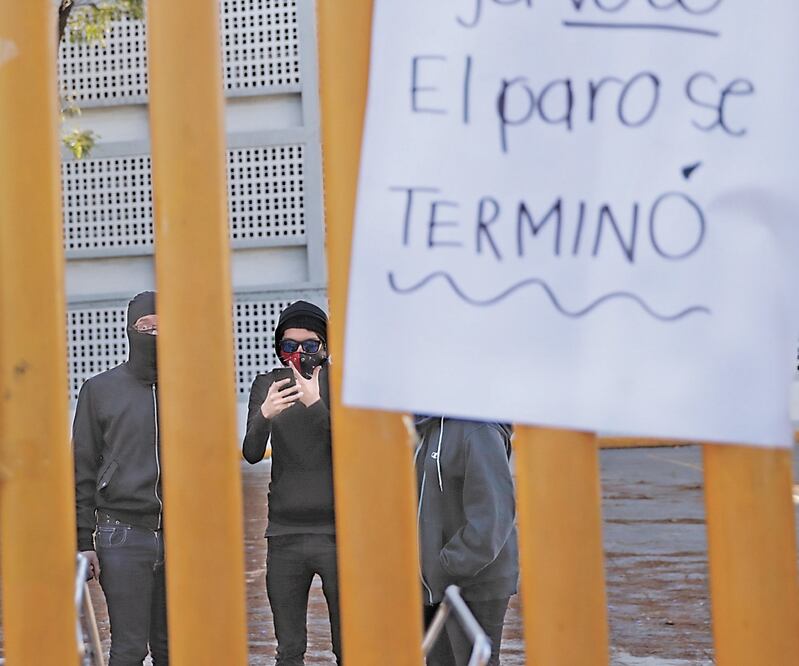 Estudiantes de los planteles de la UNAM pidieron a los jóvenes paristas considerar las afectaciones ante una posible pérdida del semestre. Foto: ARCHIVO EL UNIVERSAL