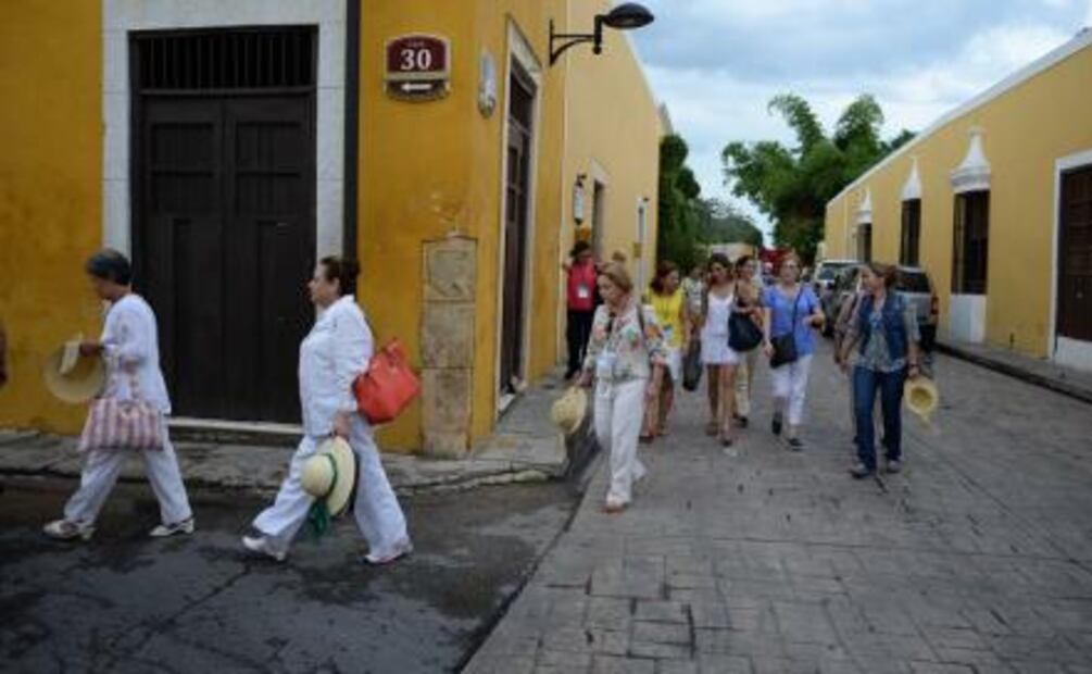 Alcalde insiste: desnudos “promoverán” a Izamal
