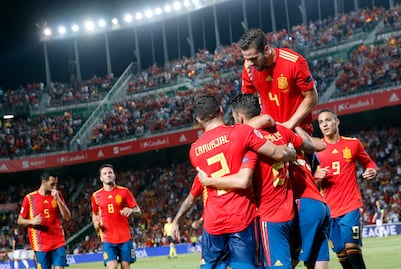 España aplasta a Croacia