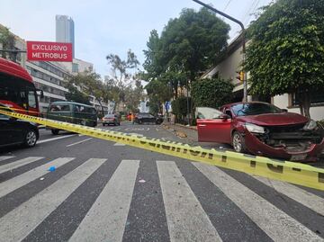 Mujer muere en choque en Insurgentes; conductor presuntamente ebrio habría provocado el accidente