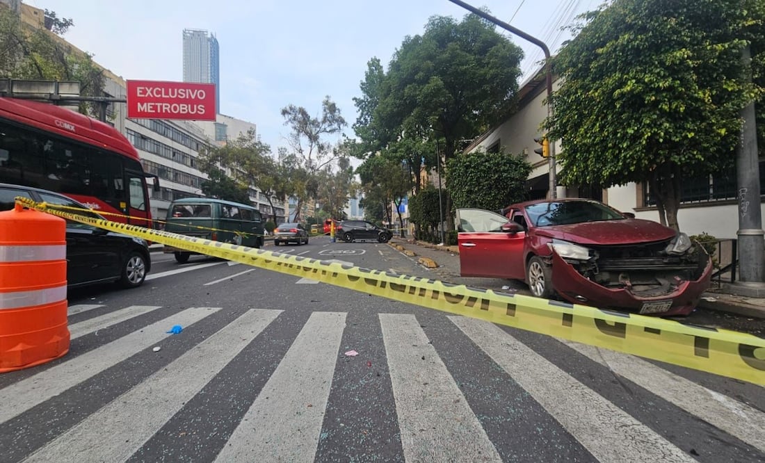 Mujer muere en choque en Insurgentes; conductor ebrio habría provocado el accidente. Foto: Especial