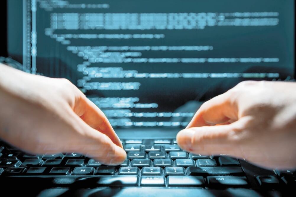 Tendencia. El video dedicado a la banda ciberdelincuente ya ha sumado 22 mil vistas en la página de YouTube del grupo musical. / ARCHIVO EL UNIVERSAL