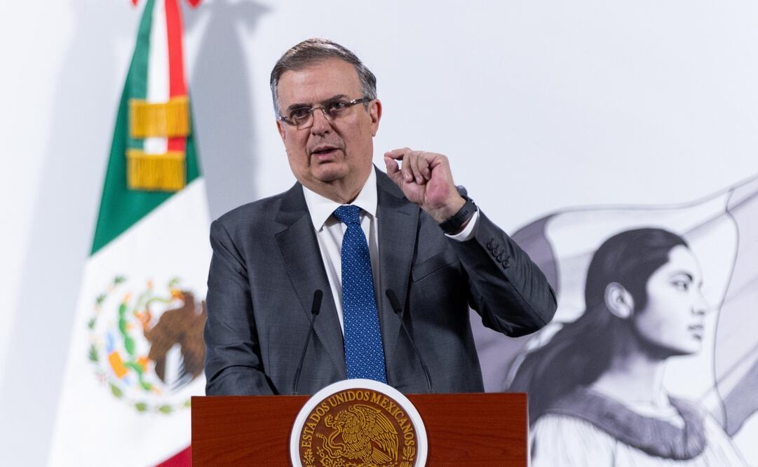 Ebrard anuncia inversión de 4.8 mil mdd de dólares para una “nueva economía” en México con inteligencia artificial. Foto: Hugo Salvador / EL UNIVERSAL